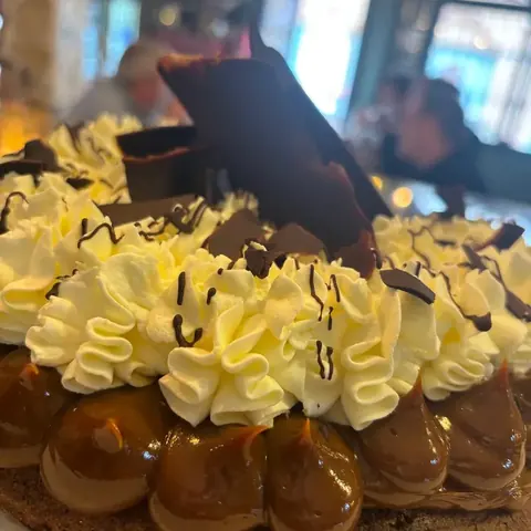 Marquise de chocolate con dulce de leche